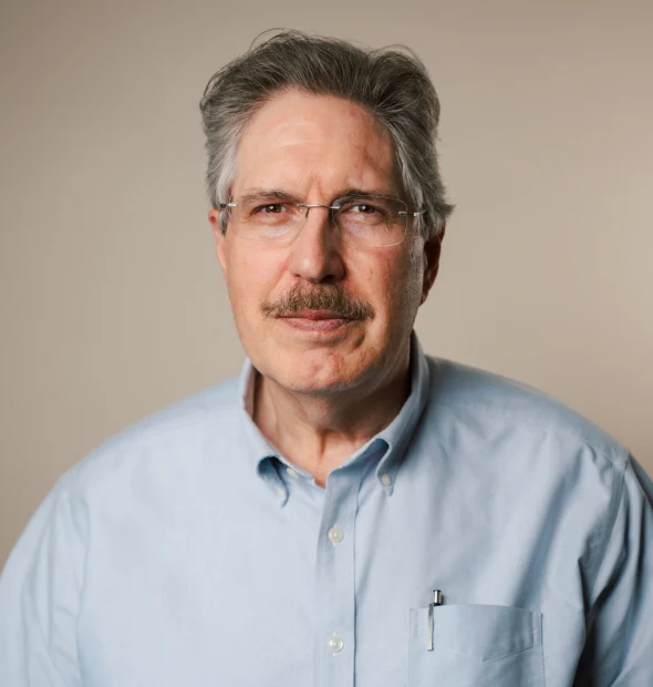 DH - David Holub